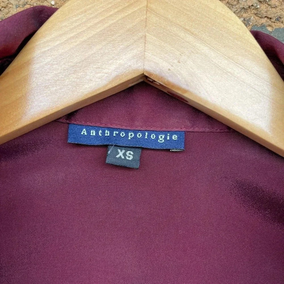 Antropologie burgundy metallic blouse XS - Picture 4 of 8